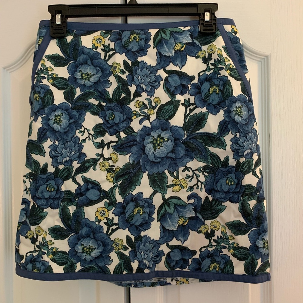 Floral Loft skirt